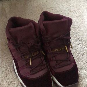 COPY - Velvet 11s
